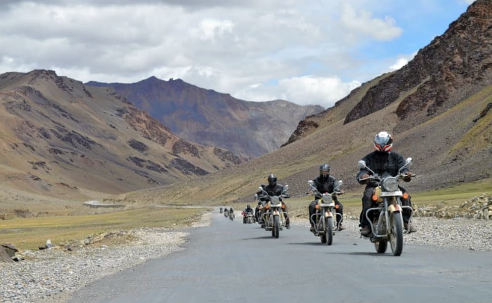 bangalore to leh ladakh road trip by bike cost